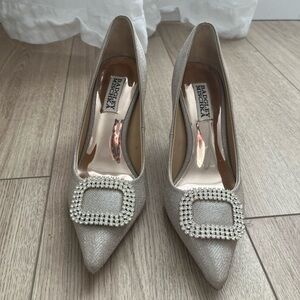 Badgley Mischka Silver Women's Shoes